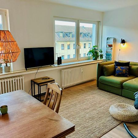 Feelslikehome - Wunderschoene Und Zentrale Wohnung Mit Balkon&Parkplatz بوخوم المظهر الخارجي الصورة