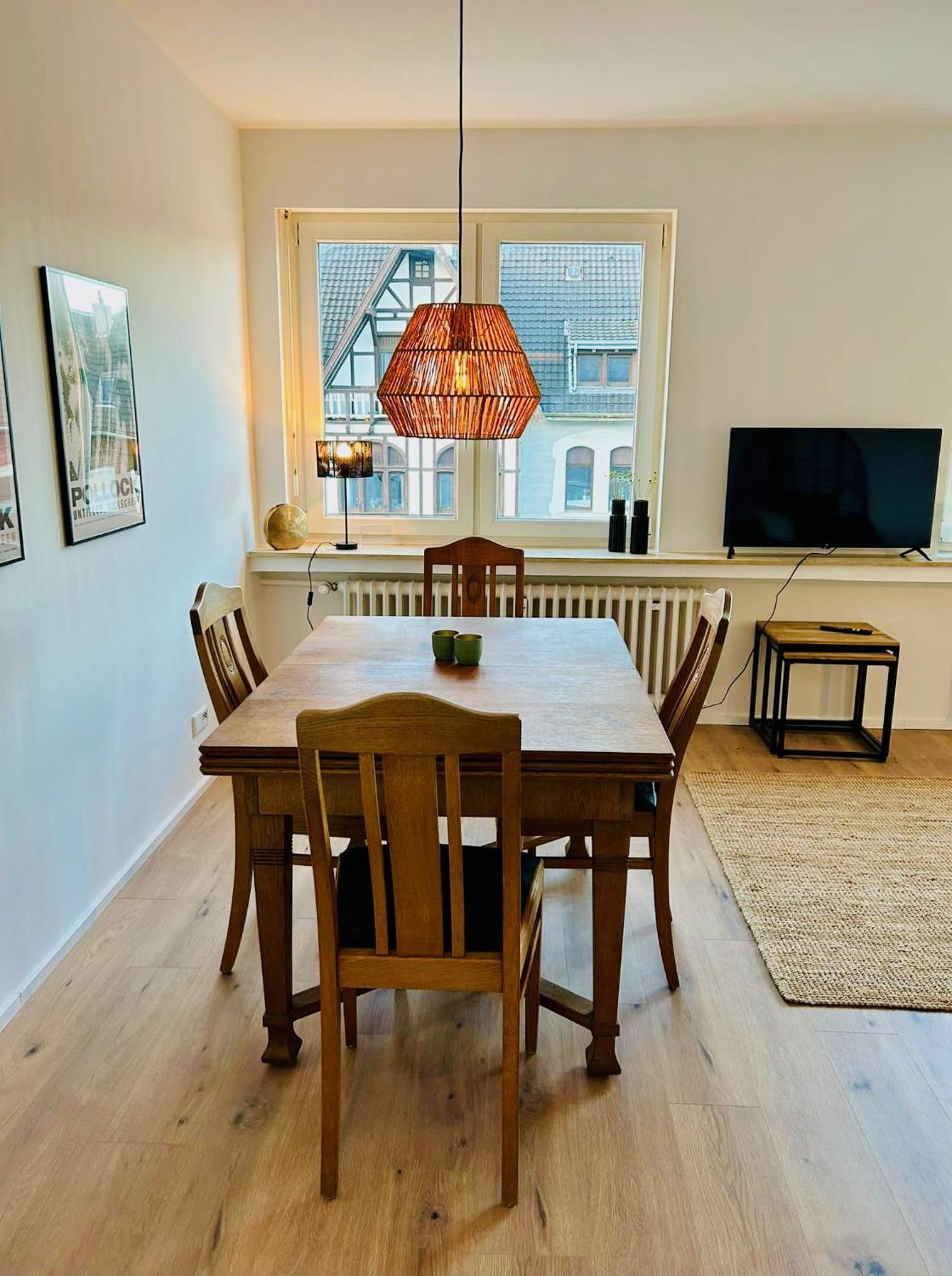Feelslikehome - Wunderschoene Und Zentrale Wohnung Mit Balkon&Parkplatz بوخوم المظهر الخارجي الصورة